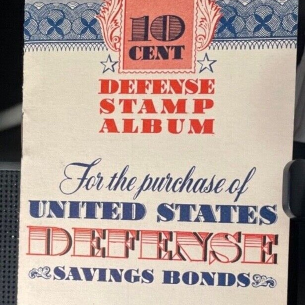 1942 US War WW2 Savings Bond 10/25 Cent Defense Stamp Album  Empty